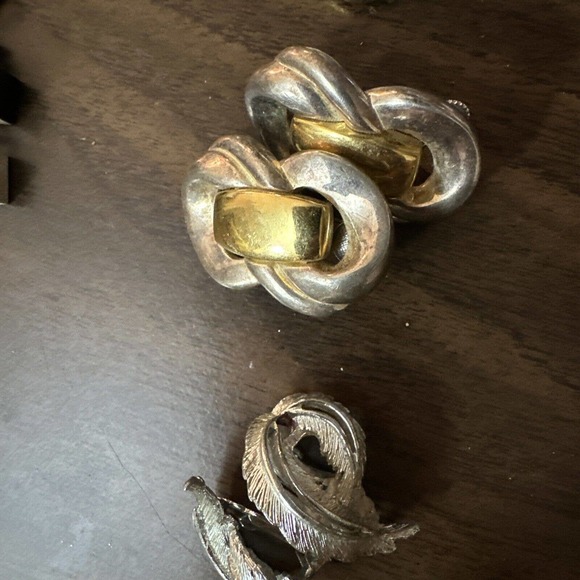 Lot (16) Vintage Clip On + Screw Back Earrings: Beaded Cluster Dangle More! - Picture 11 of 16